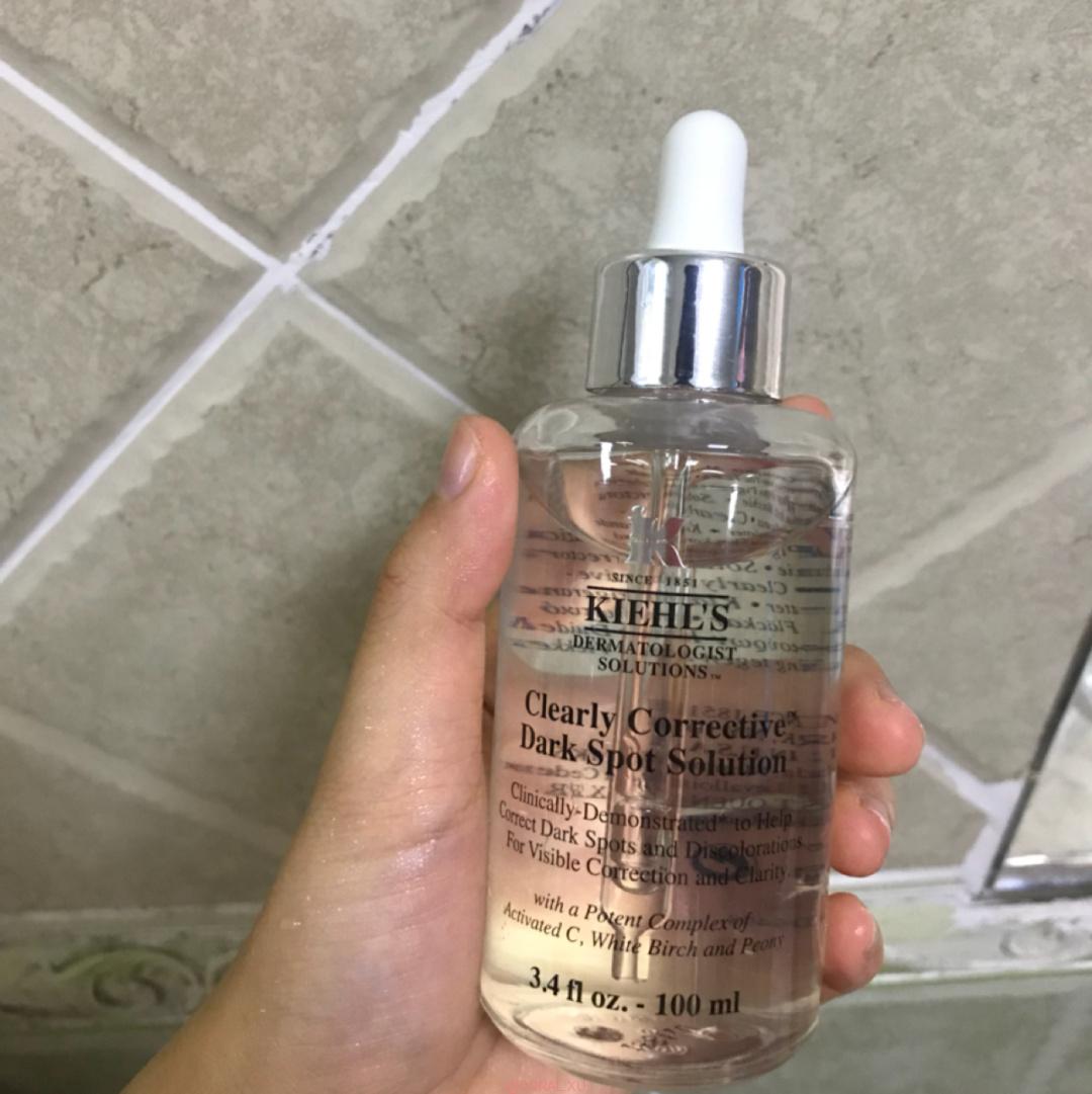 Kiehls Clearly Corrective Dark Spot Corrector Review 3 - Kiehl’s Clearly Corrective Dark Spot Corrector Review